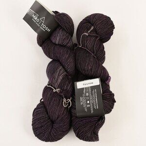 MadelineTosh 2 Skeins DK Twist Merino Wool Yarn 250 Yards Color Penumbra
